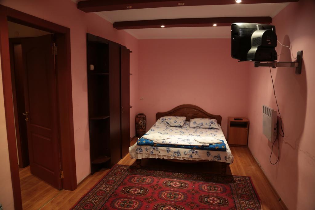 Hotel And Sport Complex Dinamo ドニプロペトロウシク 部屋 写真
