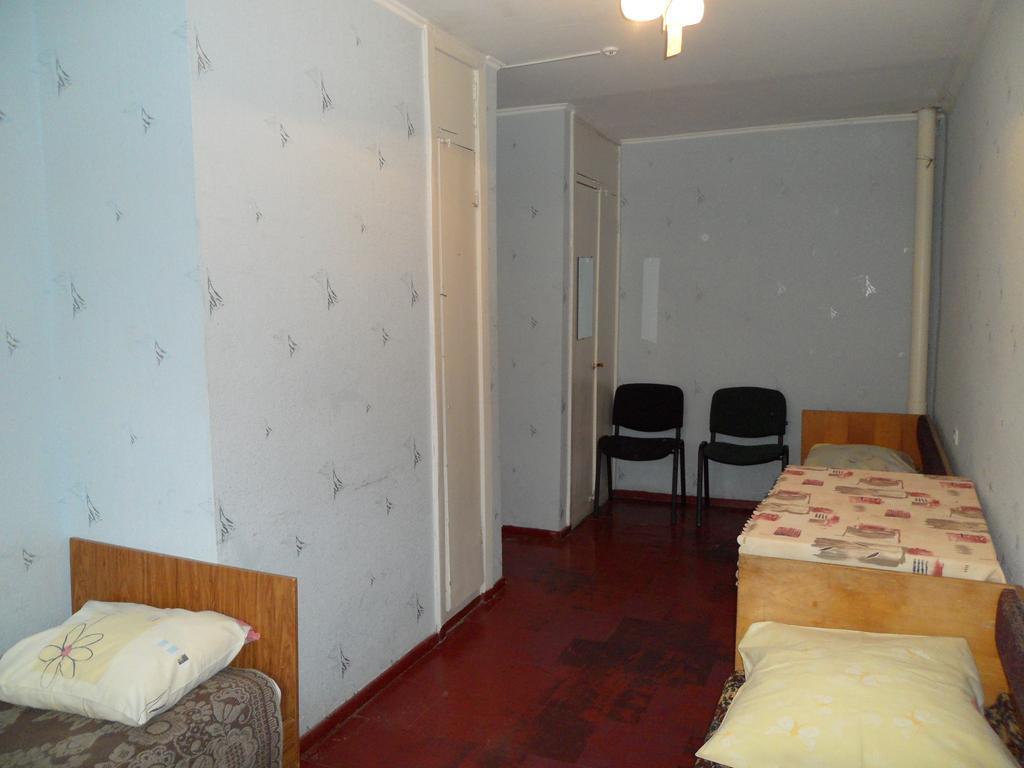 Hotel And Sport Complex Dinamo ドニプロペトロウシク 部屋 写真
