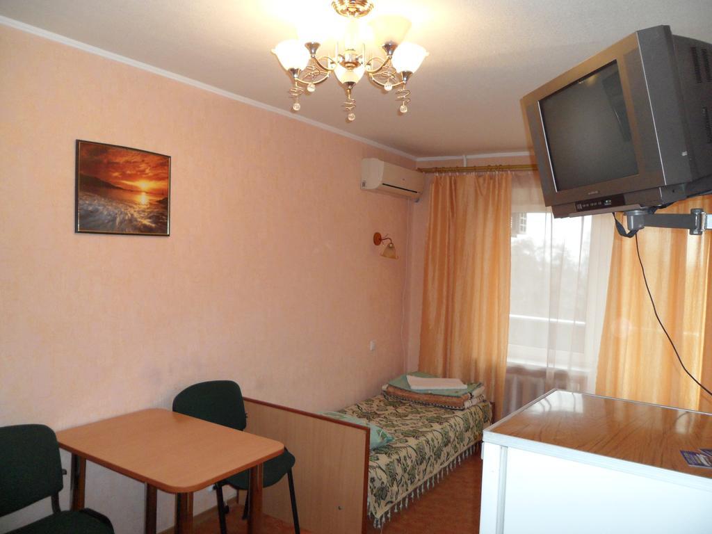 Hotel And Sport Complex Dinamo ドニプロペトロウシク 部屋 写真