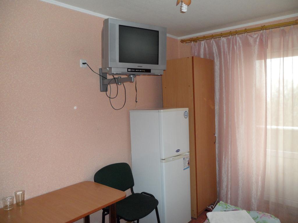 Hotel And Sport Complex Dinamo ドニプロペトロウシク 部屋 写真